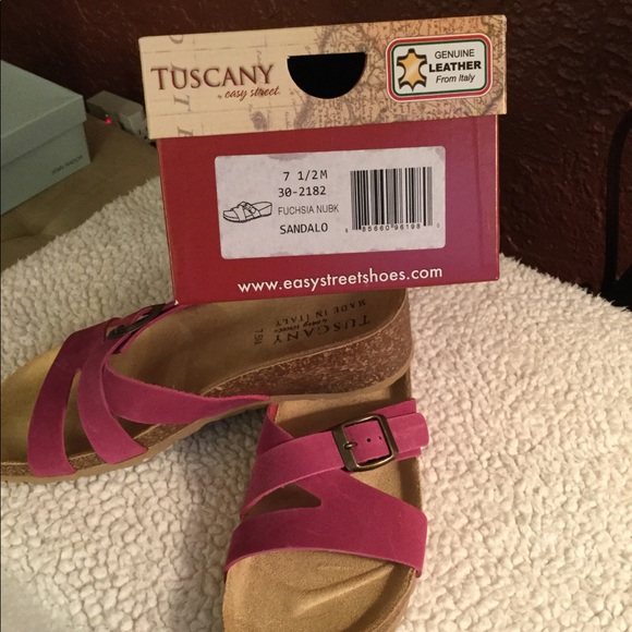 NEW Fuchsia Tuscany Sandalo Wedge Leather Sandal - Picture 7 of 8